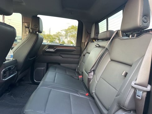 Used 2024 GMC Sierra 2500 Denali w/ Denali Reserve Package image 16