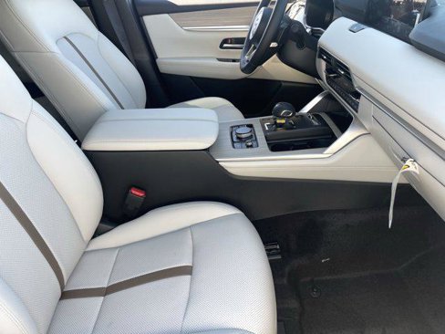 New 2025 MAZDA CX-90 Plug-In Hybrid w/ Premium Plus image 15