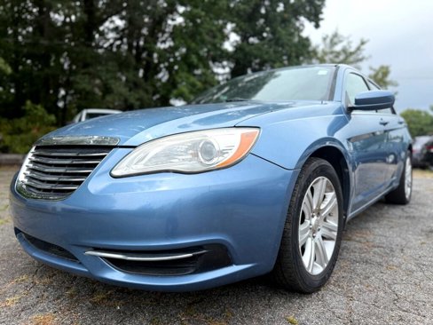 Used 2011 Chrysler 200 Touring image 22