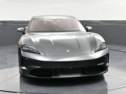New 2025 Porsche Taycan GTS image 11