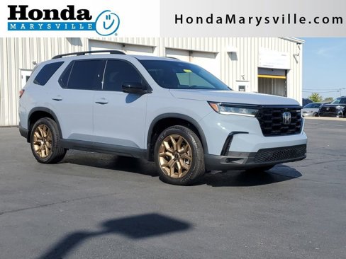 Certified 2025 Honda Pilot Black Edition image 1