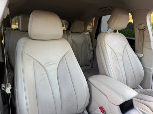 Used 2019 Lincoln MKC Select w/ MKC Climate Package image 31