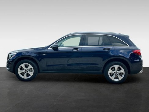 Used 2018 Mercedes-Benz GLC 300 4MATIC image 4