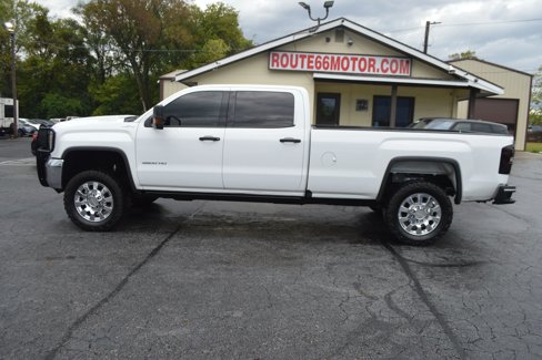 Used 2019 GMC Sierra 3500 4x4 Crew Cab w/ Sierra Convenience Package image 3