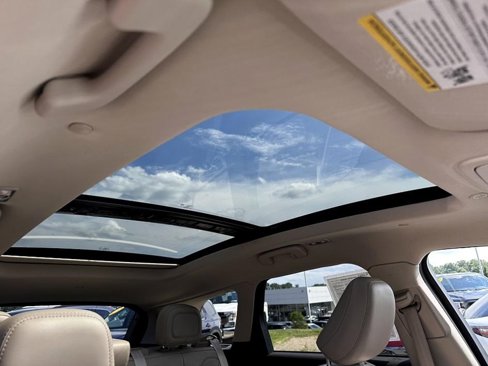 Certified 2022 Lincoln Corsair AWD w/ Premium Package image 14
