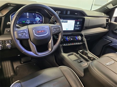Used 2024 GMC Sierra 2500 AT4X image 6