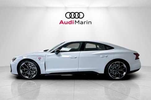 New 2026 Audi RS e-tron GT performance image 2