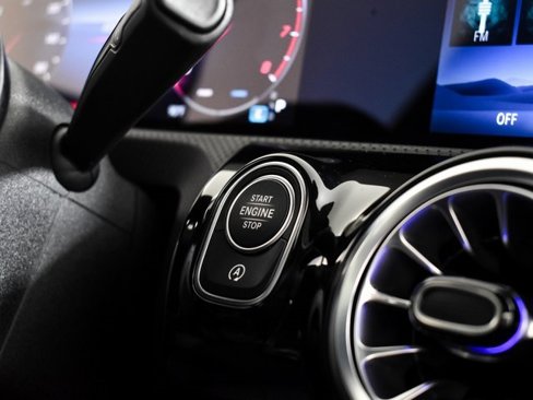 Certified 2025 Mercedes-Benz CLA 250 image 27