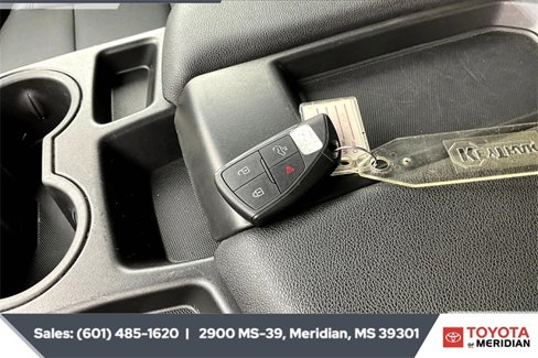 Used 2024 Chevrolet Silverado 3500 W/T image 9