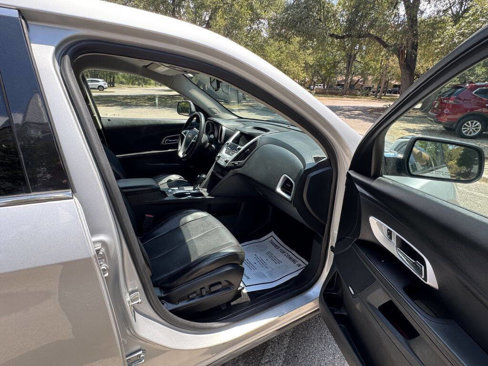 Used 2016 Chevrolet Equinox LTZ w/ Enhanced Convenience Package image 15