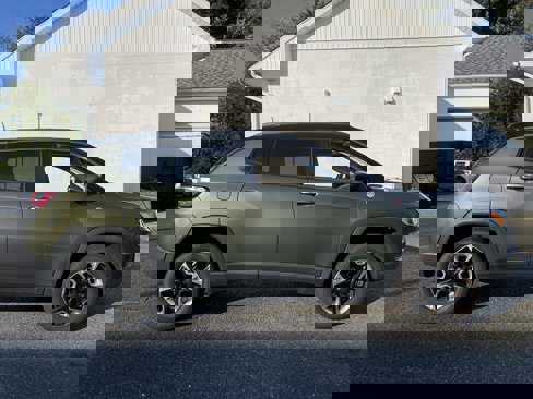 Used 2018 Jeep Compass Trailhawk w/ Navigation Group image 8
