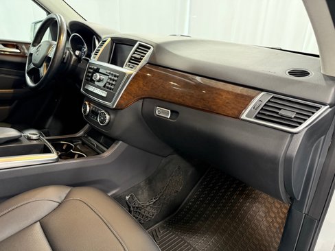Used 2015 Mercedes-Benz ML 350 4MATIC image 17
