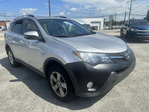 Used 2014 Toyota RAV4 XLE image 1