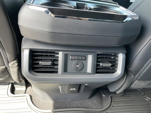 New 2025 Ford F150 Lariat w/ Equipment Group 502A High image 28