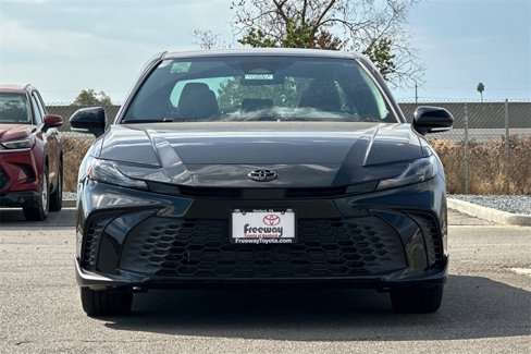 New 2026 Toyota Camry SE image 9