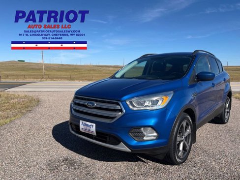 Used 2017 Ford Escape SE w/ Equipment Group 201A image 1