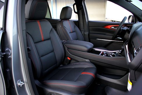 New 2026 Chevrolet Traverse RS image 15