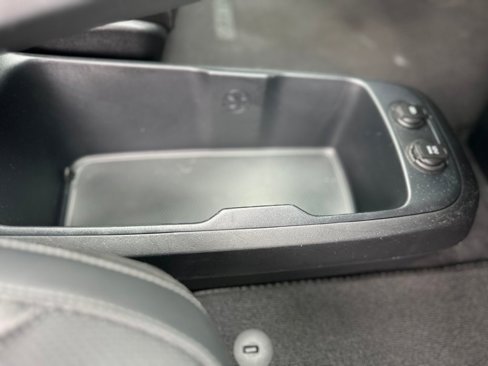 Used 2022 Kia EV6 Wind image 18