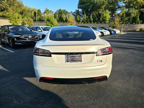 Used 2024 Tesla Model S Plaid image 9