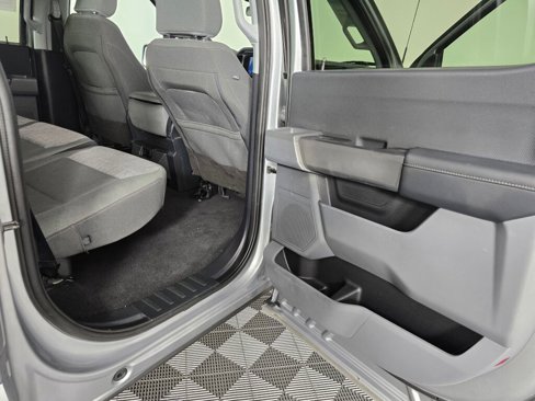 Used 2023 Ford F150 XLT image 38