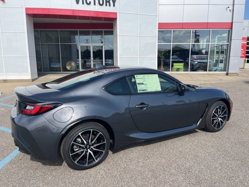 New 2025 Toyota GR86 image 4