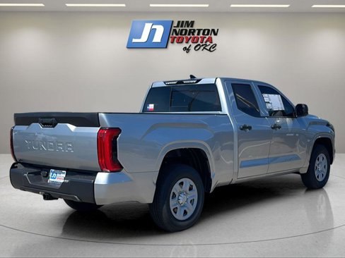 New 2026 Toyota Tundra SR image 5