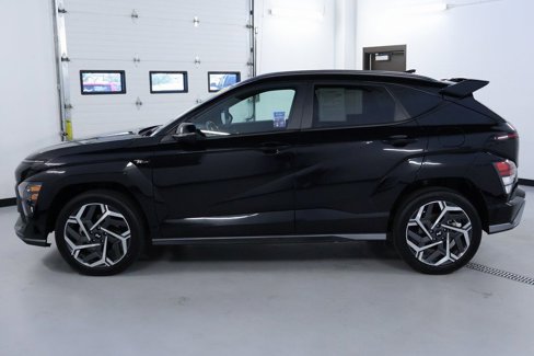Used 2024 Hyundai Kona N Line image 4