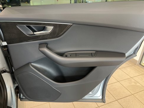 New 2025 Audi Q8 Premium image 20