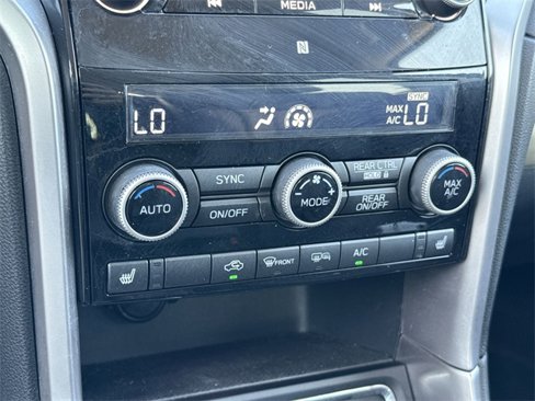 Used 2020 Subaru Ascent Limited image 23