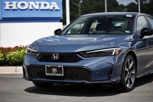 New 2026 Honda Civic FWD Hybrid Sedan image 2