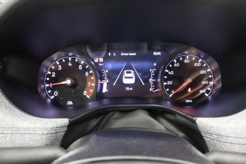 New 2025 Jeep Compass Sport image 19