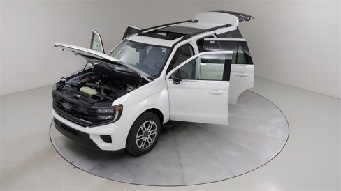 New 2025 Ford Expedition Active image 59