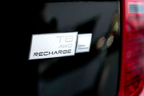 Used 2021 Volvo XC90 T8 R-Design w/ Advanced Package image 33