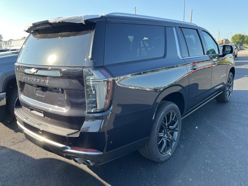New 2026 Chevrolet Suburban High Country image 4