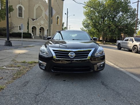 Used 2013 Nissan Altima 2.5 SL w/ Technology Pkg image 9