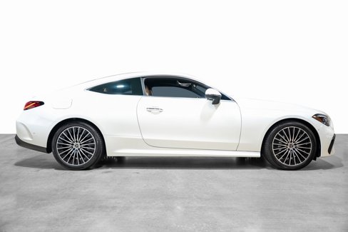 Used 2025 Mercedes-Benz CLE 300 4MATIC Coupe image 21