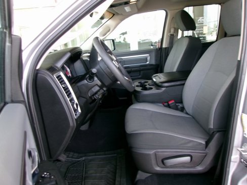 Used 2024 RAM 1500 Classic SLT image 13