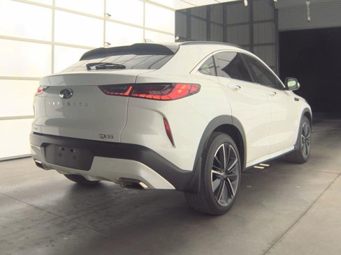 Certified 2025 INFINITI QX55 Luxe w/ Cargo Package image 7