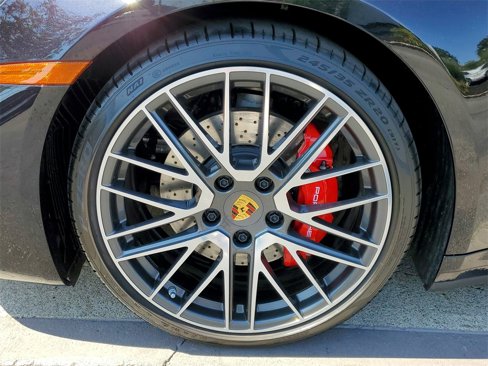 Certified 2024 Porsche 911 Carrera S image 21
