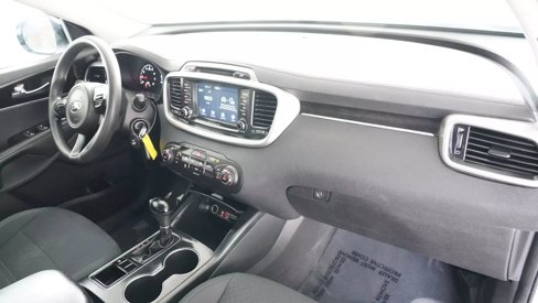 Used 2018 Kia Sorento LX image 10