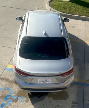 Used 2021 Toyota Corolla LE w/ Carpet Mat Package (TMS) image 13