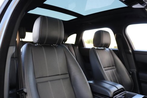 Used 2020 Land Rover Range Rover Velar R-Dynamic S image 57
