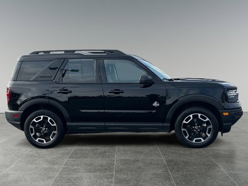 Used 2024 Ford Bronco Sport Outer Banks w/ Tech Package image 8