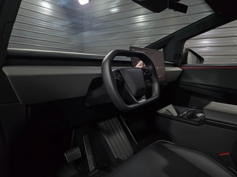 Used 2024 Tesla Cybertruck AWD Crew Cab image 23