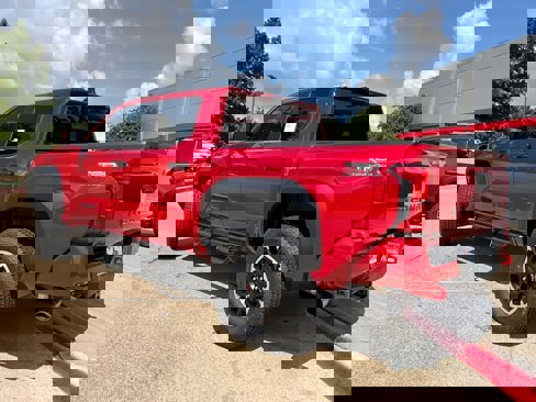 New 2025 Toyota Tacoma TRD Off-Road image 7