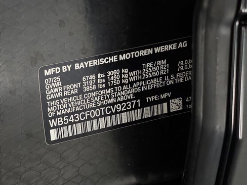 New 2026 BMW iX xDrive45 image 36