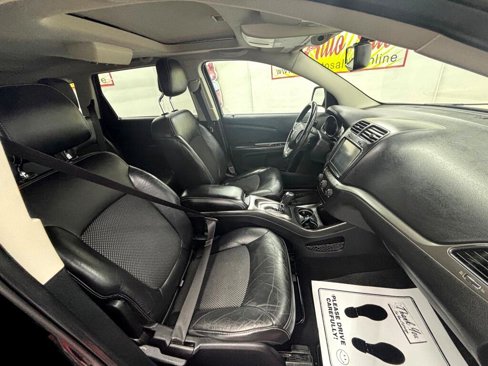 Used 2015 Dodge Journey Crossroad w/ Flexible Seating Group image 8