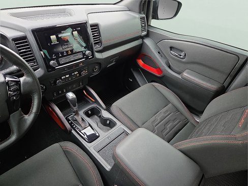 Used 2023 Nissan Frontier PRO-4X w/ Pro Convenience Package image 12