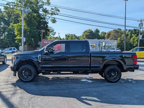 Used 2022 Ford F350 XLT w/ Black Appearance Package image 6