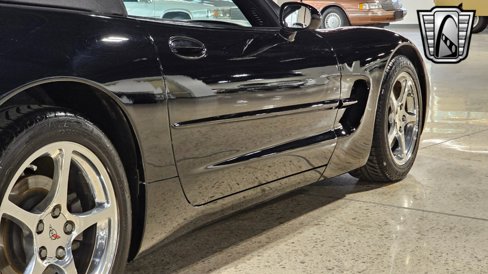 Used 2000 Chevrolet Corvette Convertible w/ Memory Pkg image 17